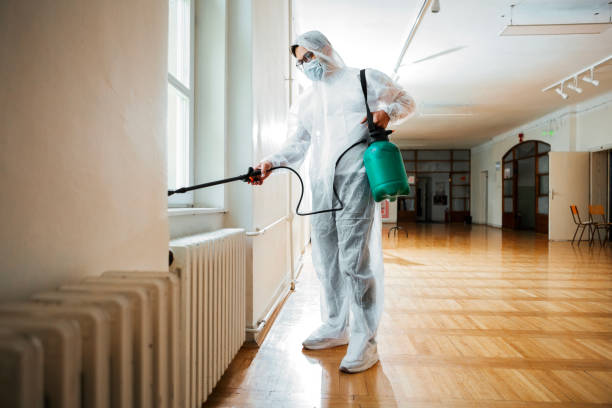 Best Pest Prevention Services  in Greendale, WI